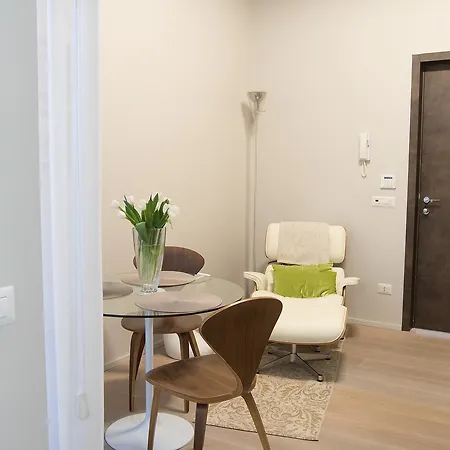 Porta Venezia Centro Apartamento